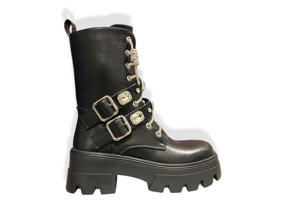 Дамски боти на платформа с бели кристали