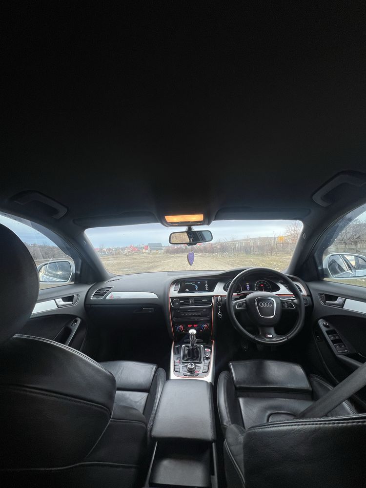 Dezmembrez Audi A4 B8 Sline