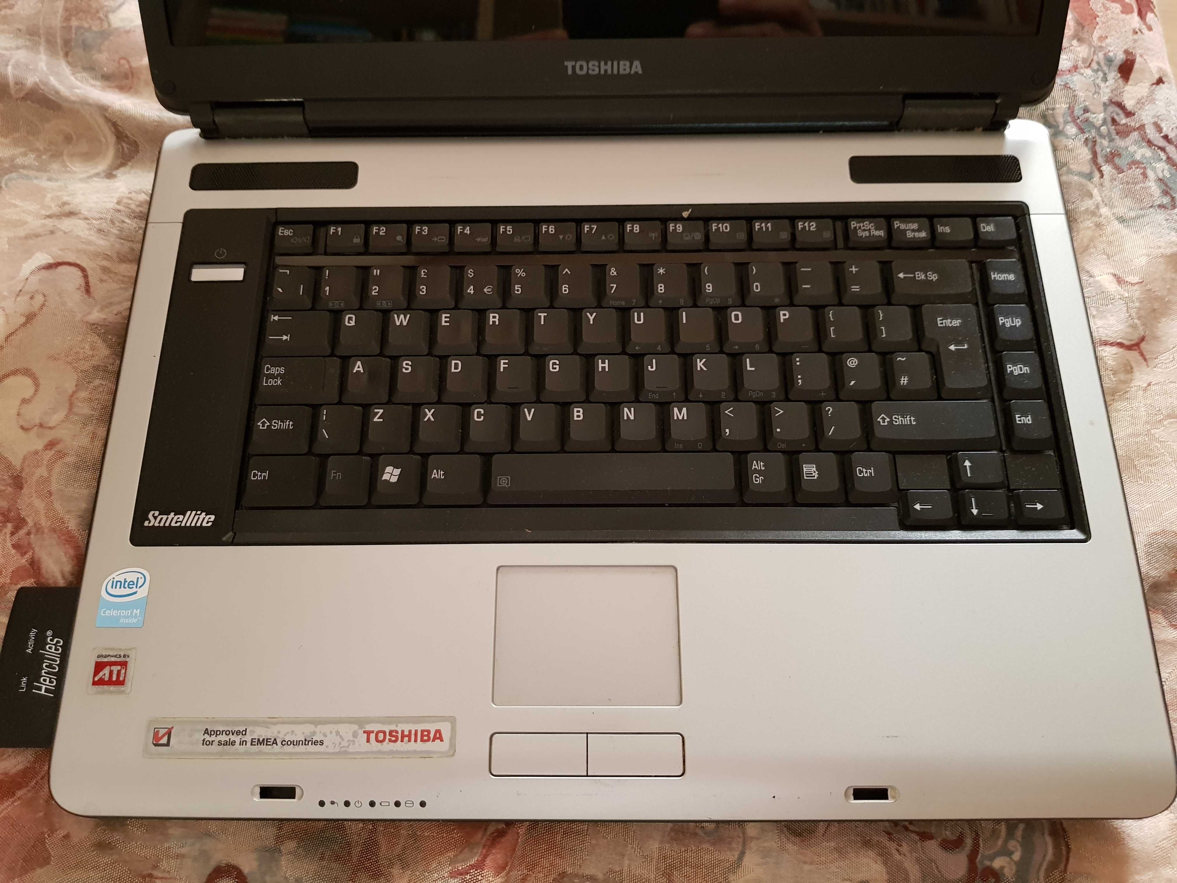 Laptop Toshiba Satellite A100-232