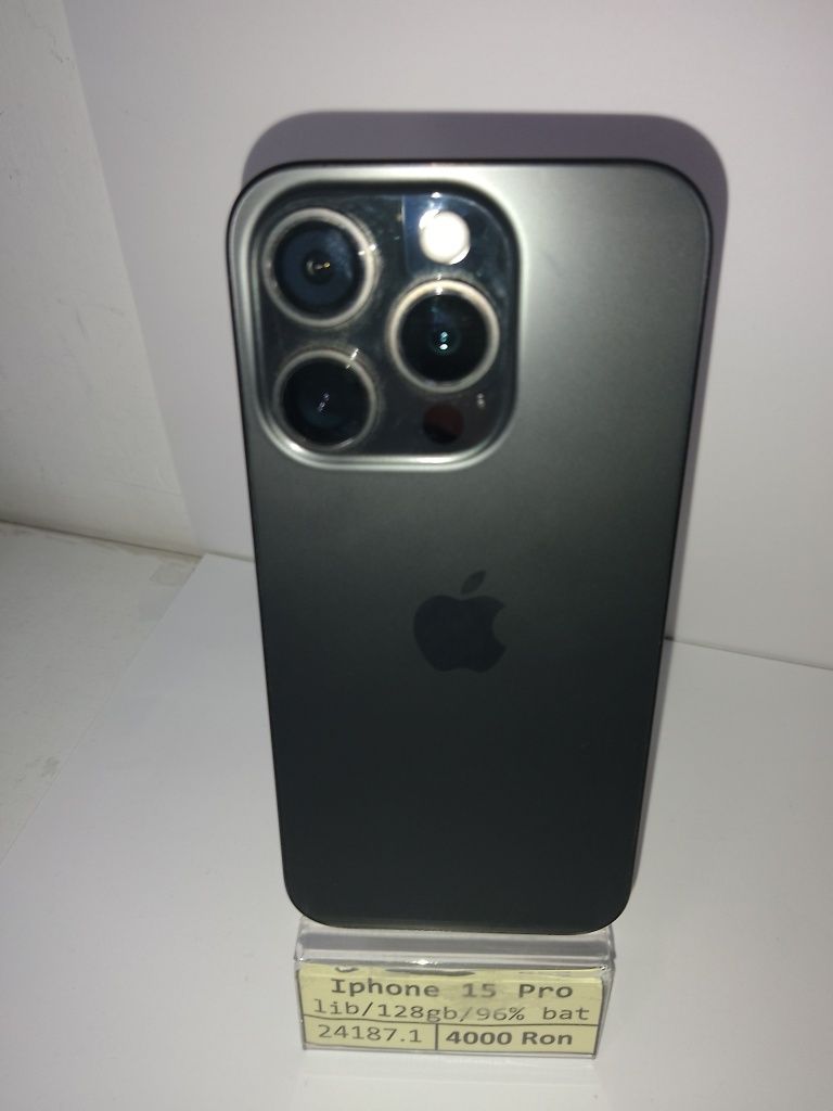 iPhone 15 Pro (M3)staramamet