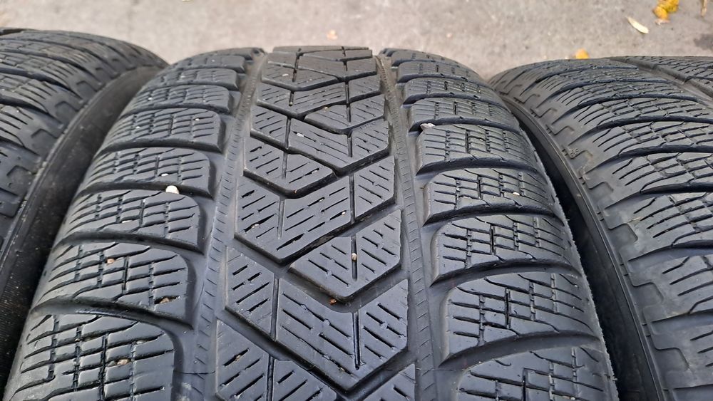 4бр. Спорт пакет 235/55/19 и 255/50/19 Pirelli Scirpion Winter 2022