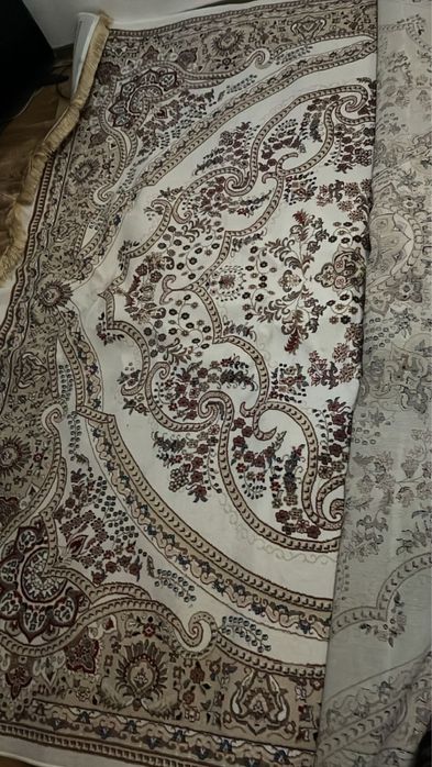 Ковер.              бу