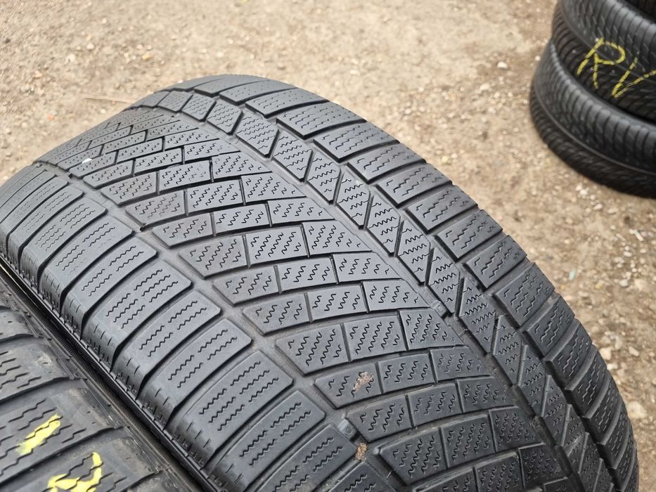 SET 4 Anvelope Iarna 265/45 R19 + 295/40 R19 CONTINENTAL (Panamera)