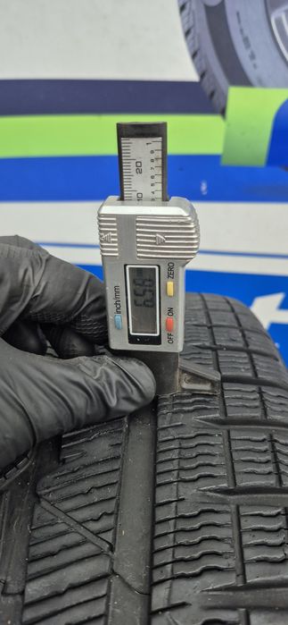 235.35.20 Michelin Anvelope Iarna Second-hand