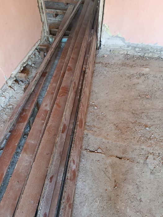 Полллик материал сотилади,45 КВ етадиган ,3 см Энди,балками 10га10,б/у