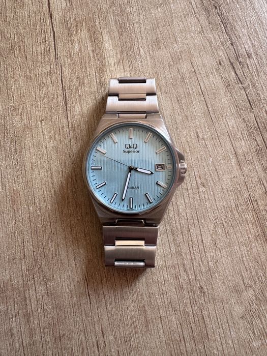 Часовник Q&Q, цвят Tiffany