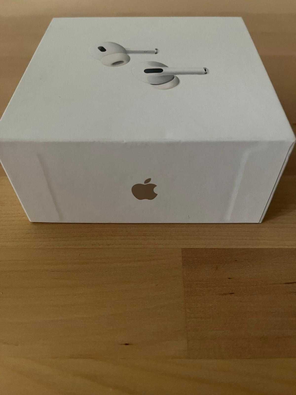 Airpods Pro generația a doua.