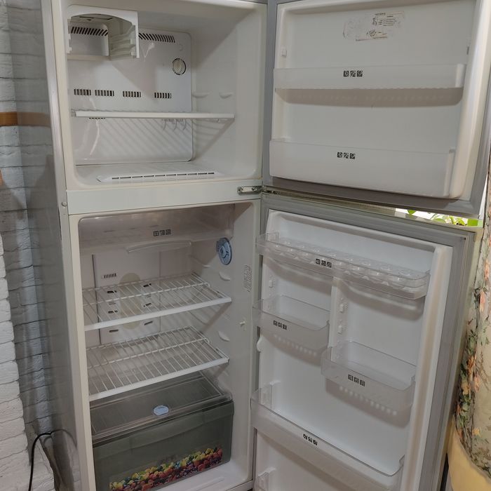 Продам холодильник б/у