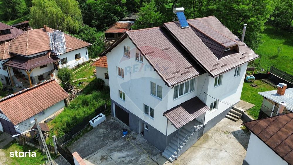 Vilă multifuncțională cu 3 corpuri, lângă Câmpulung-Muscel