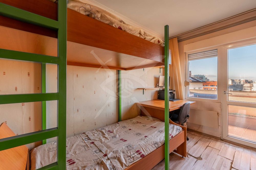 Продава се Четиристаен апартамент в София, Център - 105 кв.м за 2372 €/кв.м - Снимка #5