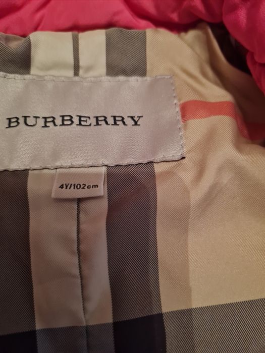 Розово кокетно пролетно/ есенно якенце на Burberry