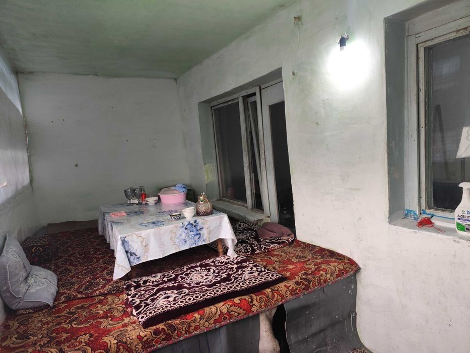 Нурафшон (Туйтепа)да 3-хонали квартира сотилади, узимизники.