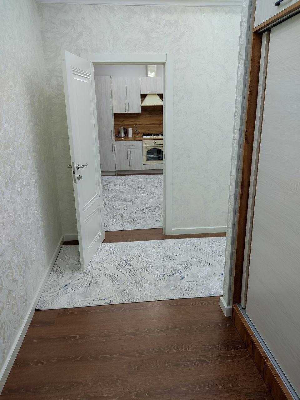 V571 ПРОДАЕТСЯ квартира ЖК Nur Namuna 2/7/9 85м2
