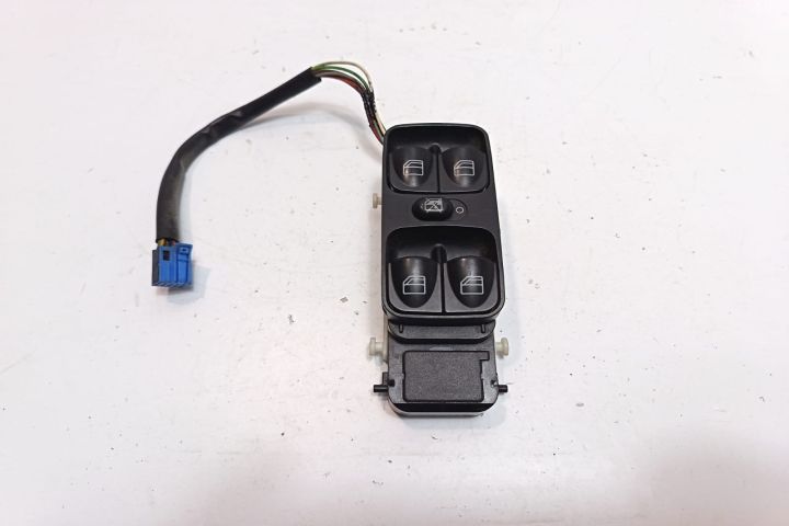 Butoane geam sofer A203821479 Mercedes-Benz C-Class W203