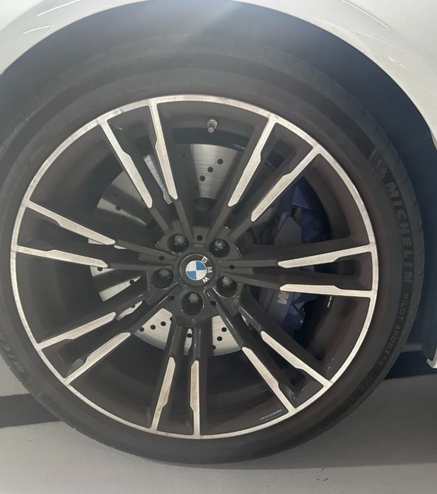 Bmw m5 sedan m5..