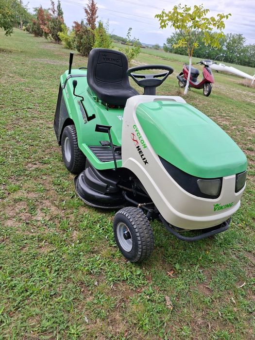 Tractoras de tuns gazon Wiking