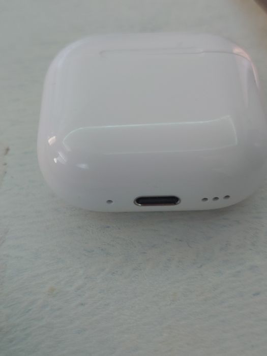 Зарядно за айфонски слушалки