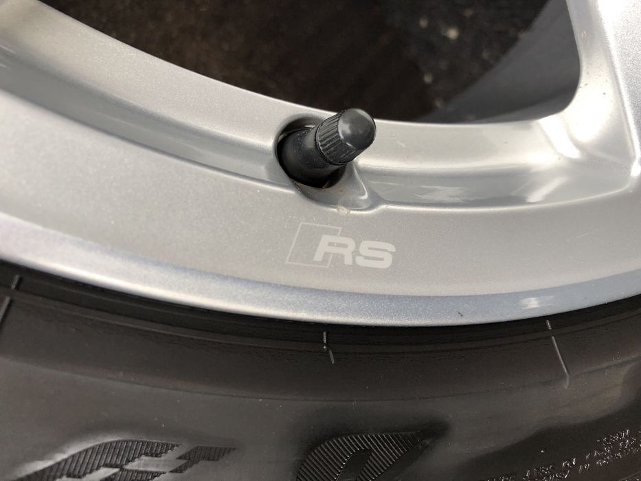 Vand jante Audi RS A4 B9 B8 A6 245/40/18 cod 8W0601025BA originale
