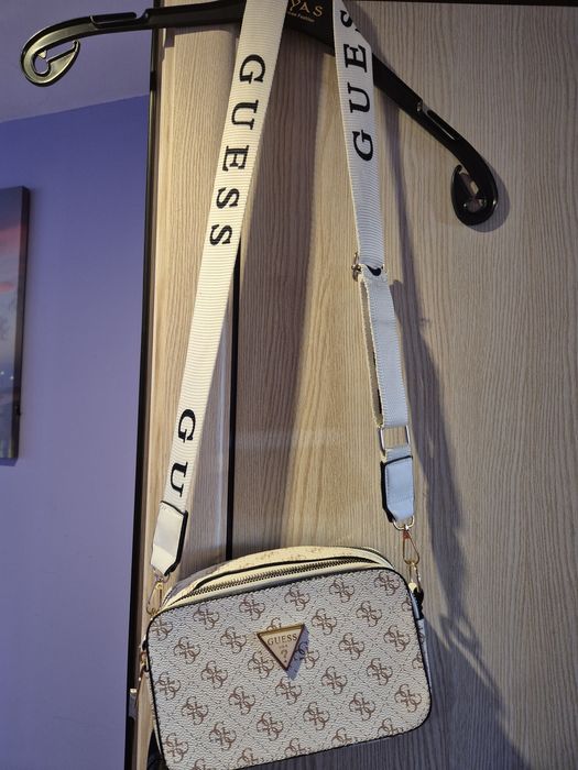 Продавам чанти като нови