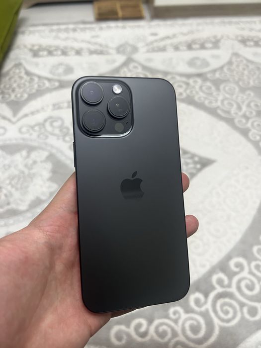 16 Pro Max 256gb E-sim