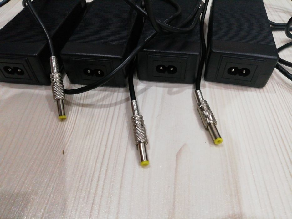 Incarcator 42V 1.5Ah cu mufa jack