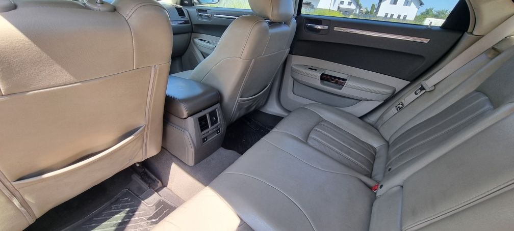 Chrysler 300c * 2008 * 3.0crd