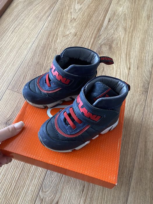 Зимняя детская обувль для мальчик