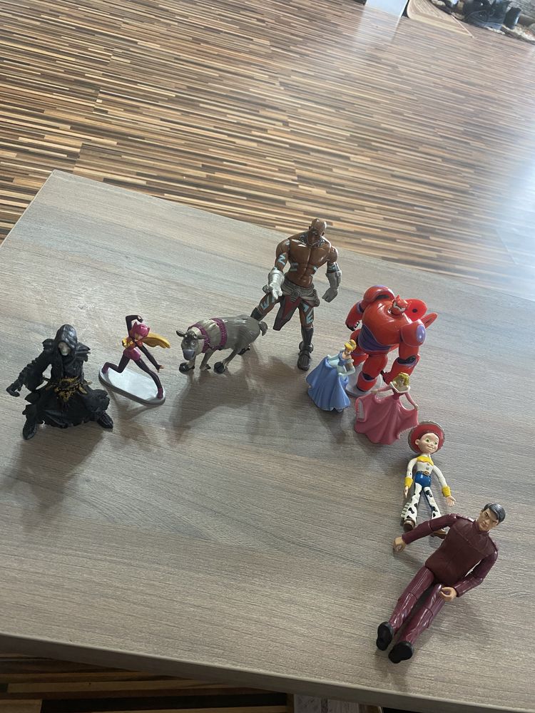 Figurine Disney diverse