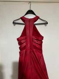Червена кожена рокля