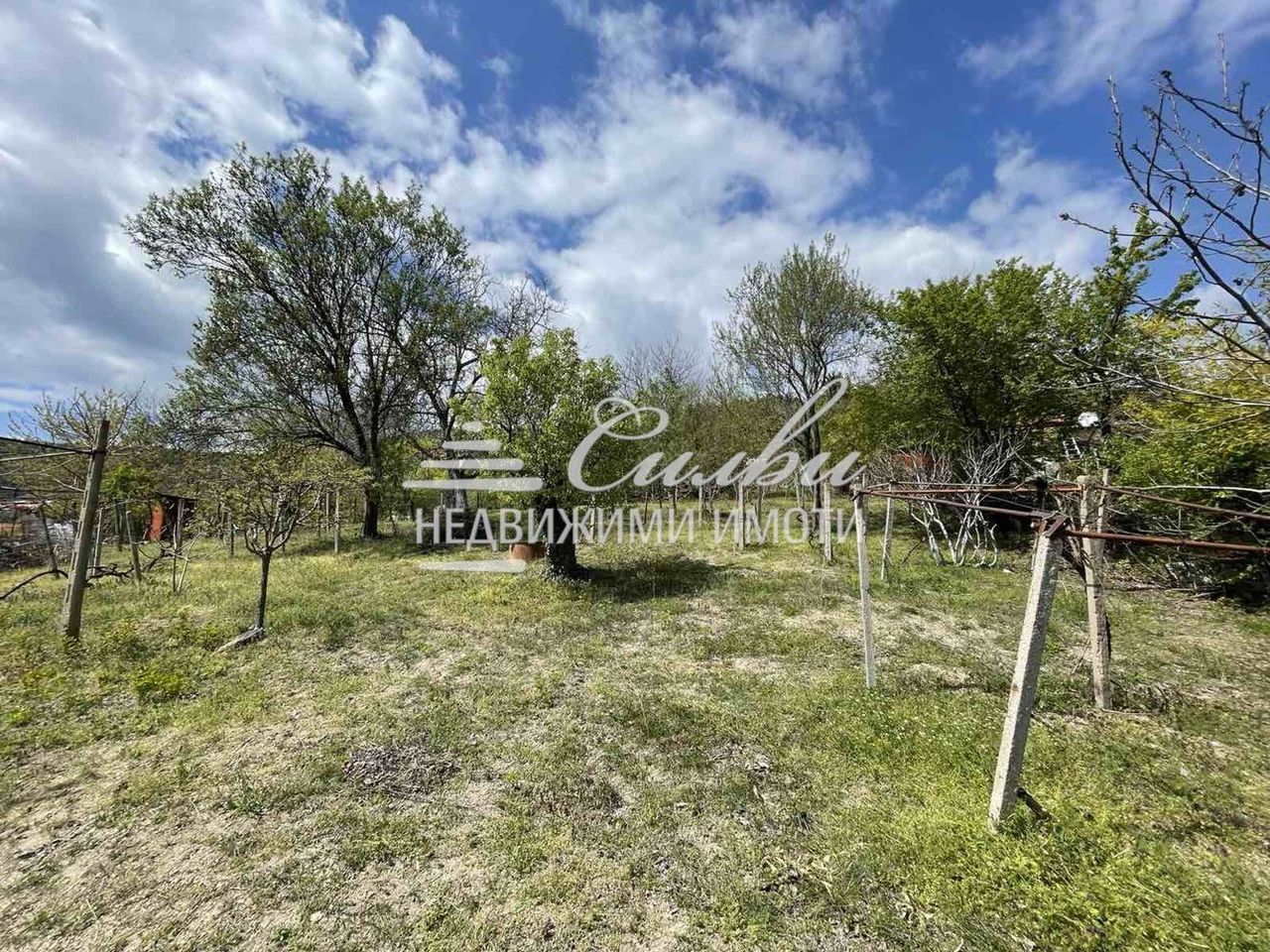 Продава се Парцел в Шумен, м-т Под Манастира - 1085 кв.м за 26 €/кв.м - Снимка #1