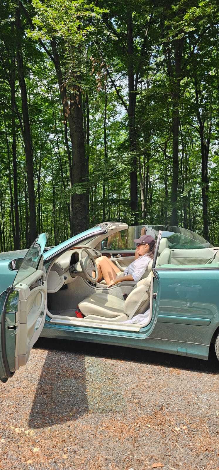 Vând CLK Cabrio – Amintirile rămân la mine, mașina poate fi a ta.