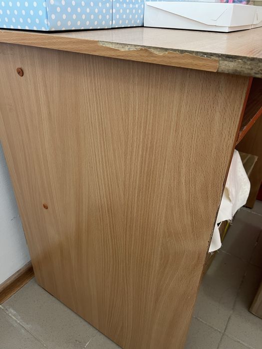 Стол компьютерный