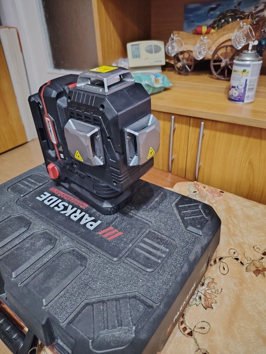 Vînd  laser Parkside Performance model PKLLP 3360 A1. -Nou!