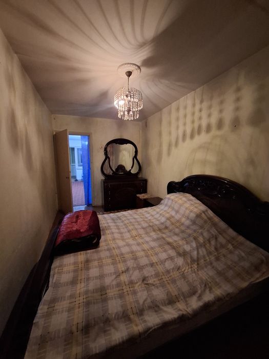 Срочно сдаётся 3х комнатная квартира на Багишамале!!