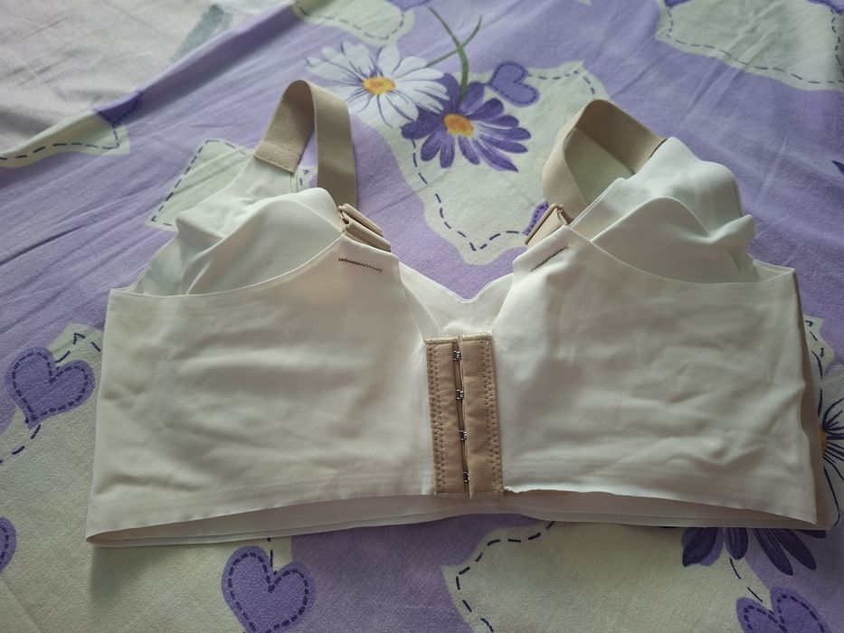 Vând Sutien Damă fără Sârmă Nou Mărimea XL