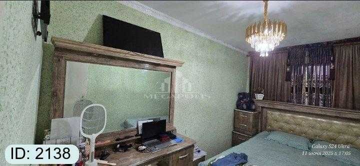 Dinamo bozorcha tarafda 3 xonali tayyor kvartira sotiladi №2138