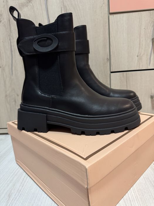 Чисто нови боти 38 номер