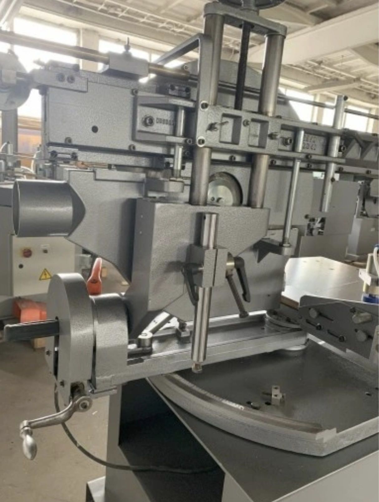 Циркуляр GRAULE ZS 200 N.- Германия