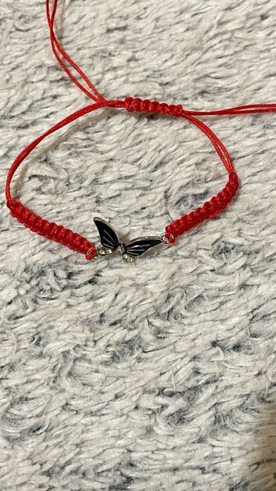 Ръчно плетени гривни