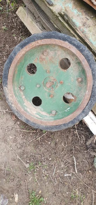 Балон на тележку, селка и.т.д. Трактор