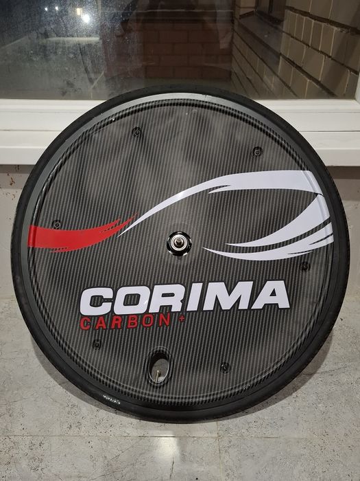 Продам накладку и колесо