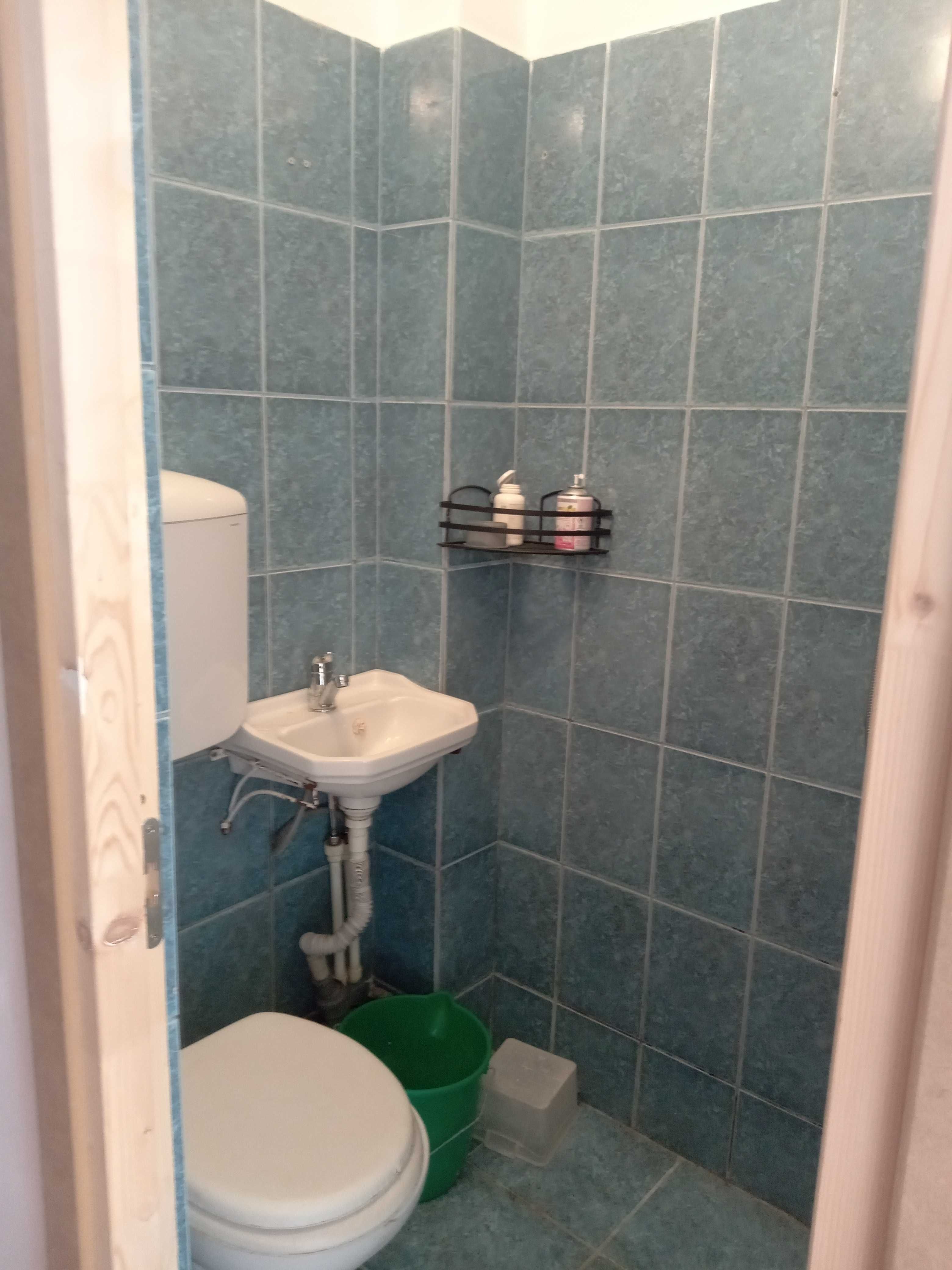 Vând garsonieră, zona piața maratei