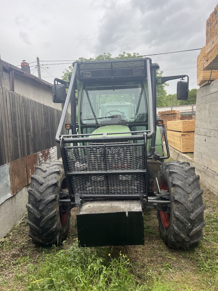 Tractor FENDT 307C an 2000