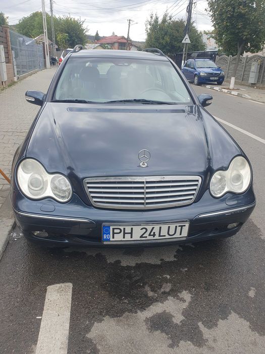 Vand mercedes benz c220 cdi 2003