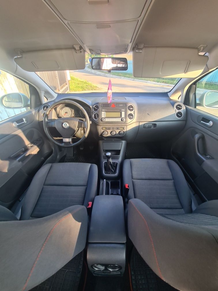 Volkswagen golf plus