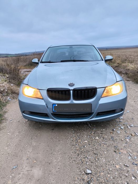 Vând sau schimb BMW E90