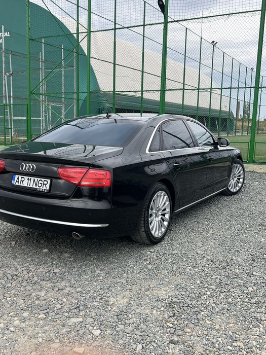 Audi A8 Bussiness Long, Full option
