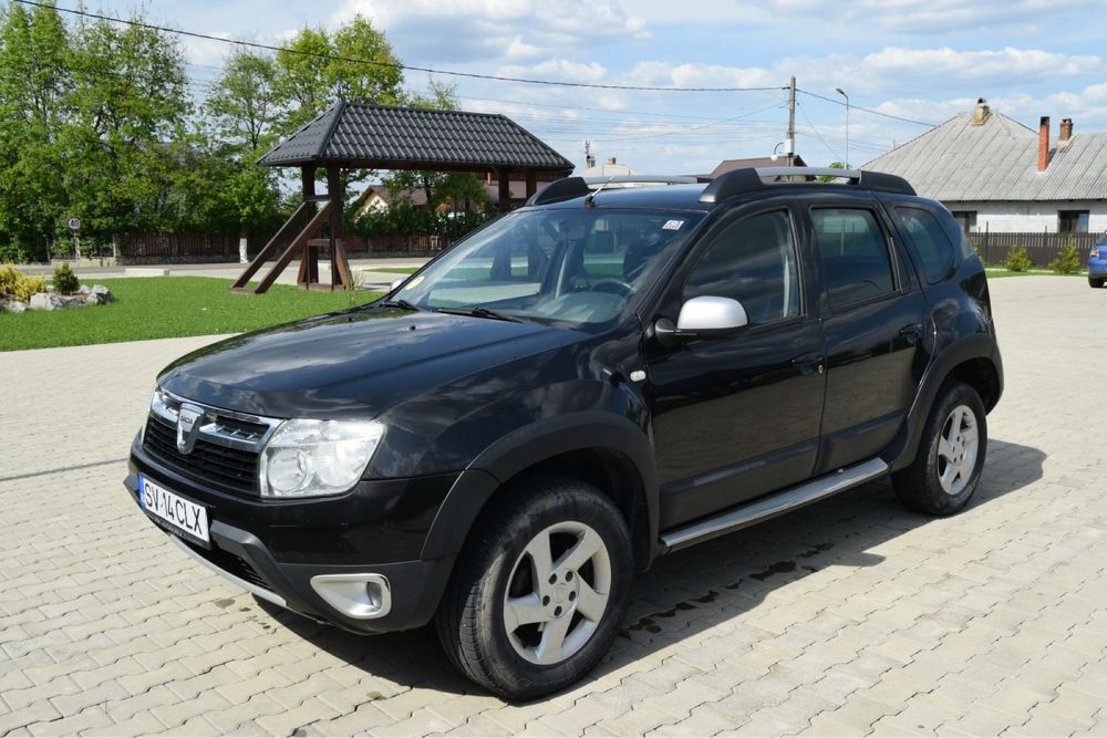 Vând Dacia Duster An 2010