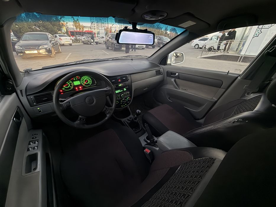 Chevrolet Jentra 2018