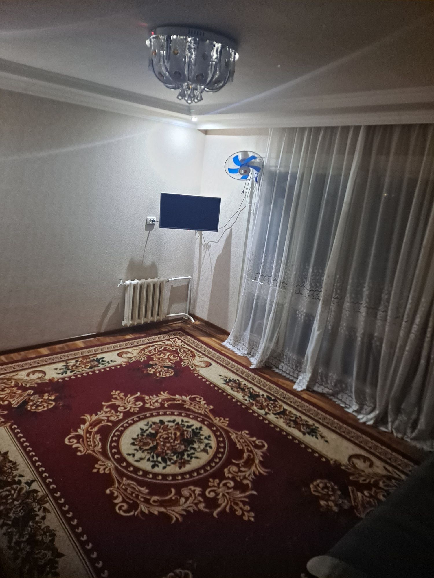 Medgaradoq  yosh oila bilan sheriklikka 1 ta qiz kerak uzoq muddatga